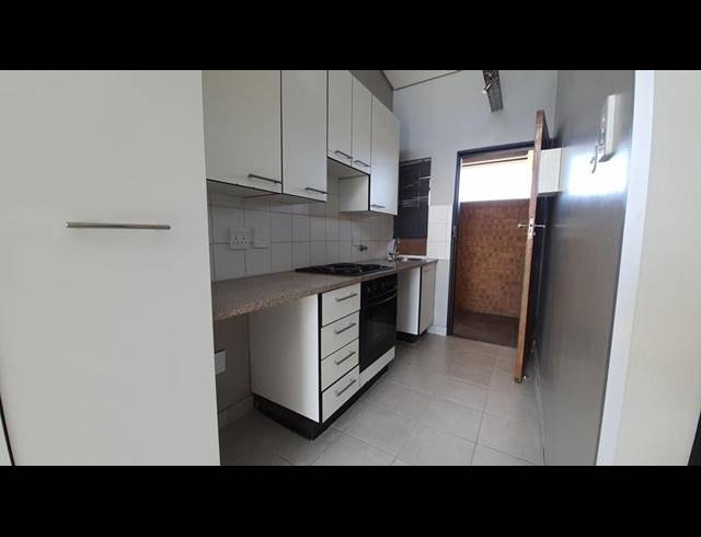 1 BEDROOM PROPERTY TO RENT IN HILLCREST